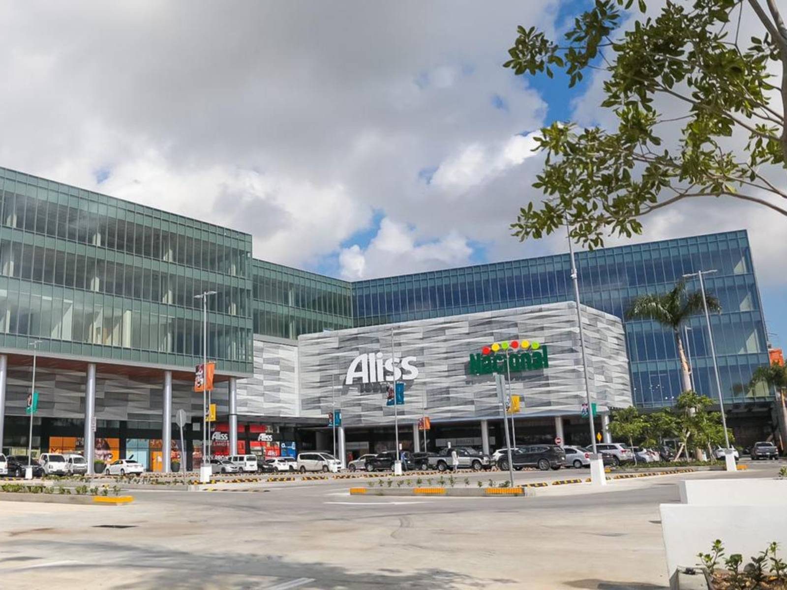 metro plaza charles sumner 4 1